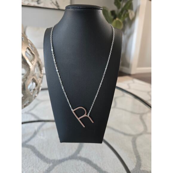 Stainless Steel R Initial Necklace New - Picture 1 of 3